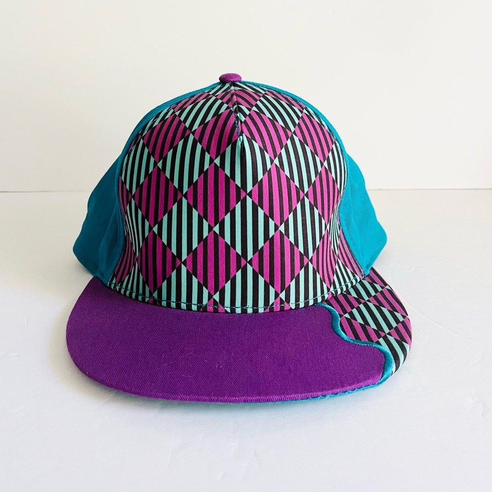 Kyber Outerwear Geometric Flat Brim Snapback Hat OS Teal Purple